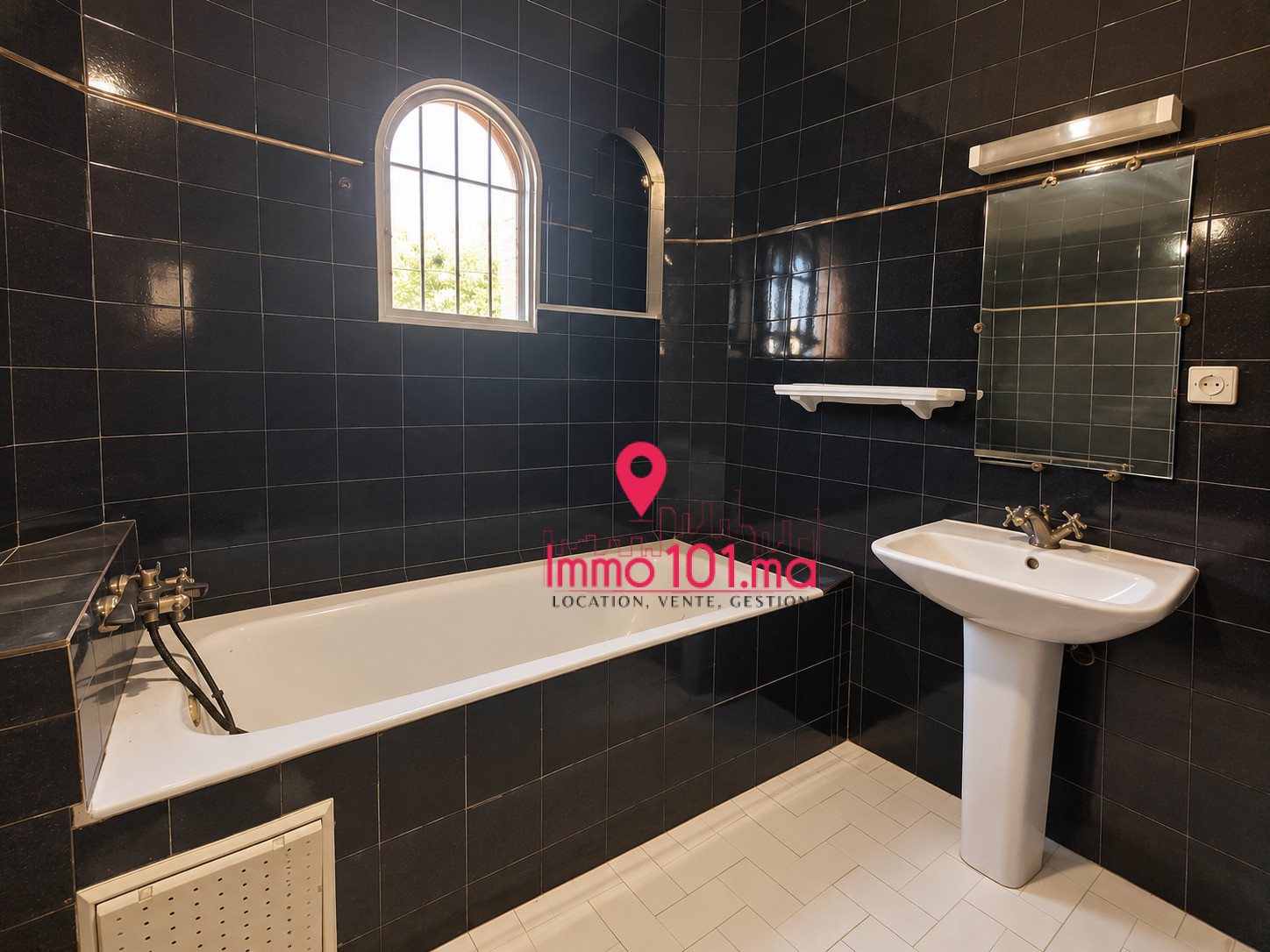 Villa à vendre à Guich Oudaya AYV2593